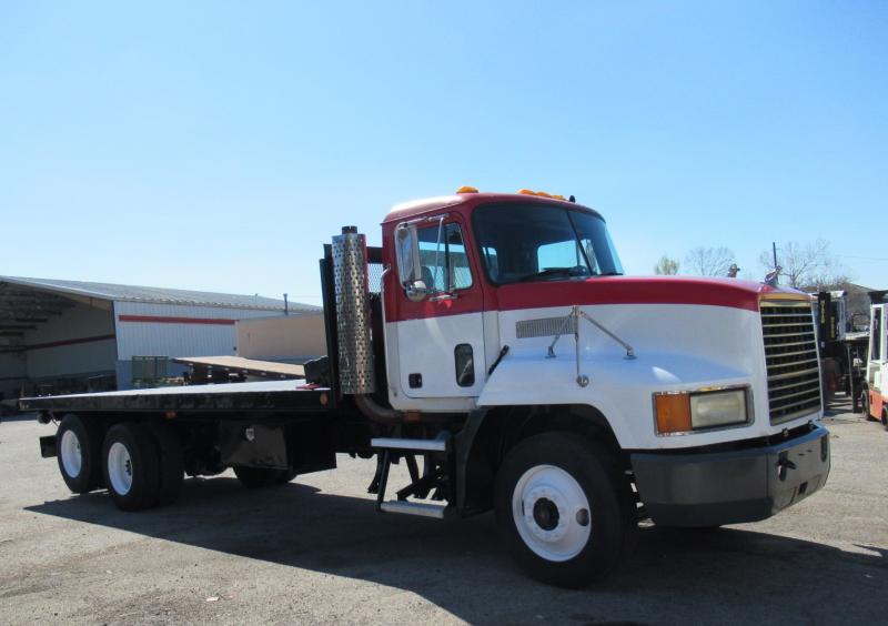 1994 Mack CH612 3