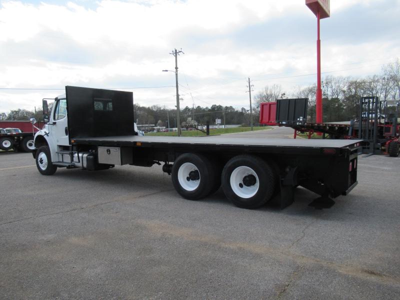 2016 Freightliner BUSINESS CLASS M2 106 10