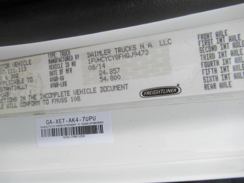 2015 Freightliner BUSINESS CLASS M2 106 13