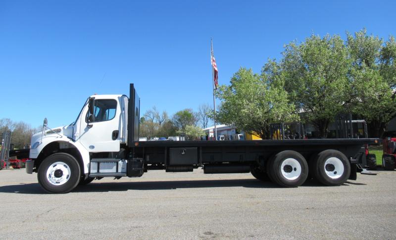 2014 Freightliner BUSINESS CLASS M2 106 2