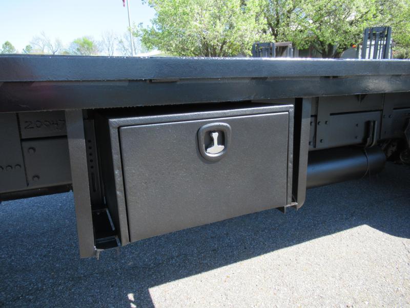 2014 Freightliner BUSINESS CLASS M2 106 17