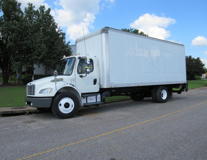 2014 Freightliner M2 106 3