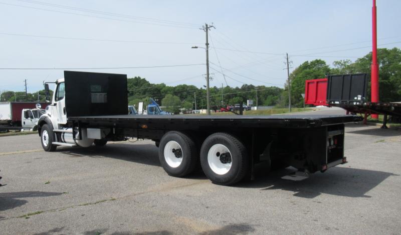 2017 Freightliner BUSINESS CLASS M2 112 8