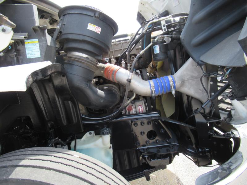 2017 Freightliner BUSINESS CLASS M2 112 18