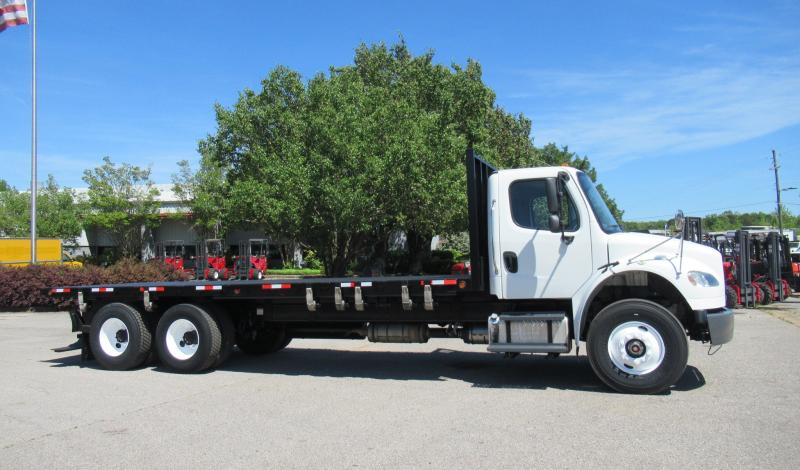 2014 Freightliner BUSINESS CLASS M2 106 2