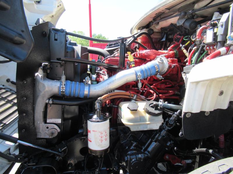 2014 Freightliner BUSINESS CLASS M2 106 22