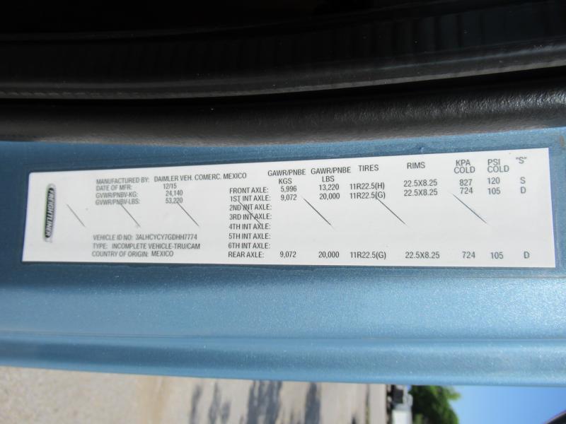 2016 Freightliner BUSINESS CLASS M2 106 17