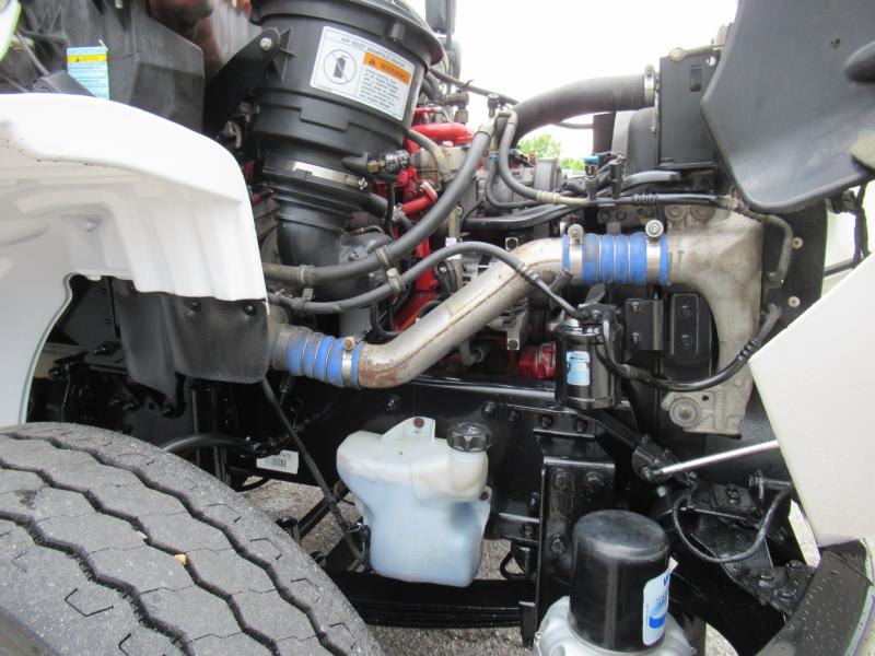 2016 Freightliner BUSINESS CLASS M2 106 19