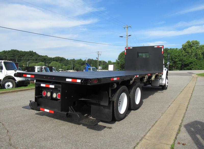 2015 Freightliner BUSINESS CLASS M2 106 5