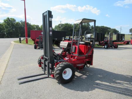 2005 Moffett M5500
