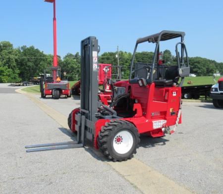 2011 Moffett M55