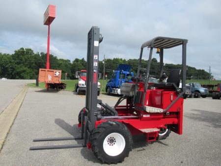 2005 Moffett M5500