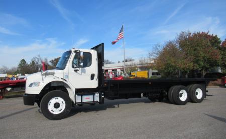 2018 Freightliner BUSINESS CLASS M2 106