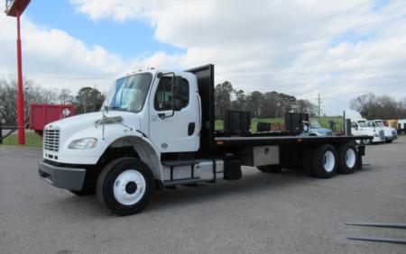 2016 Freightliner BUSINESS CLASS M2 106