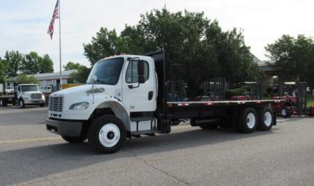 2015 Freightliner BUSINESS CLASS M2 106